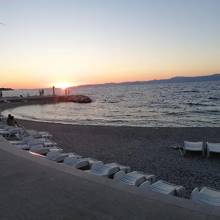 아파트 Ruza Vjetrova 포스티라