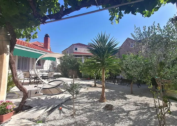 Ruza Vjetrova 公寓