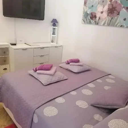 Ruza Vjetrova Postira