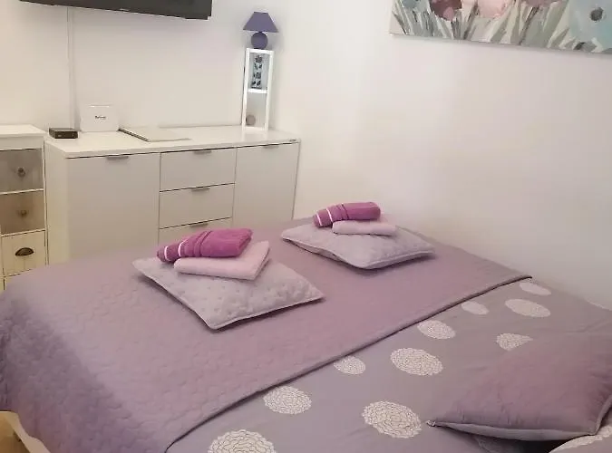 Ruza Vjetrova Postira